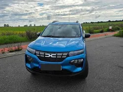 Azul Usado 2022 Dacia Spring Citadino | € 15.000 (Preço justo)