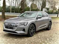 Cinzento Usado 2019 Audi e-tron SUV | € 31.990 (Bom preço)