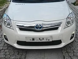 Branco Usado 2011 Toyota Auris Hybrid | € 10.900 (Super Preço)