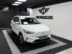 Branco Usado 2022 MG ZS Comfort Sedan | € 19.990 (Preço justo)