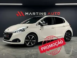 Branco Usado 2019 Peugeot 208 Signature Sky Citadino | € 11.990 (Preço justo)