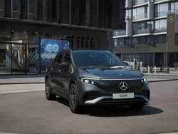 Cinzento Novo 2025 Mercedes EQA250+ AMG line SUV | € 63.574 (Caro)
