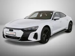 Branco Usado 2024 Audi e-tron GT quattro Sedan | € 79.990