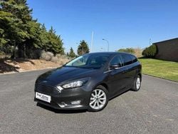 Cinzento Usado 2018 Ford Focus Titanium Carrinha | € 14.500 (Preço justo)