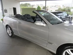 Cinza Usado 2003 Mercedes CLK200 Avantgarde Coupé | € 12.950 (Preço justo)