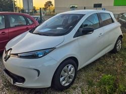 Branco Usado 2015 Renault Zoe Intens Citadino | € 8.900 (Preço justo)