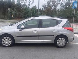 Cinzento Usado 2007 Peugeot 207 Carrinha | € 4.000