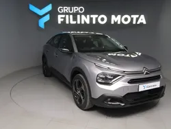 Cinzento Usado 2024 Citroën C4 PureTech Sedan | € 20.790 (Preço justo)