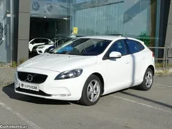 Branco Usado 2016 Volvo V40 Kinetic Carrinha | € 14.490 (Bom preço)