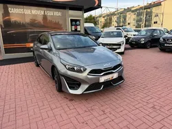 Cinza Usado 2022 Kia ProCeed GT-Line Citadino | € 24.000 (Preço justo)