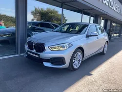 Cinza Usado 2021 BMW 118 Citadino | € 24.900 (Preço justo)