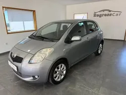 Cinzento Usado 2008 Toyota Yaris | € 6.450 (Preço justo)