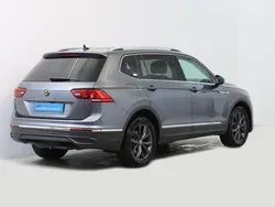 Cinzento Usado 2023 VW Tiguan Allspace SUV | € 37.900