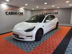Branco Usado 2021 Tesla Model 3 Standard Range Sedan | € 27.990 (Preço justo)