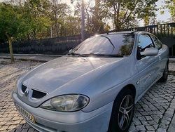 Usado 2001 Renault Mégane Coupé | € 1.500