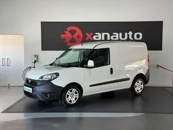 Branco Usado 2023 Fiat Doblò Monovolume | € 17.490 (Preço justo)