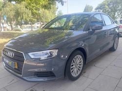 Cinzento Usado 2018 Audi A3 Citadino | € 19.900 (Preço justo)