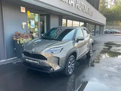 Cinzento Usado 2024 Toyota Yaris Hybrid | € 25.500 (Preço justo)