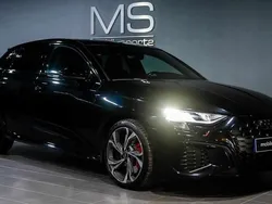 Preto Usado 2021 Audi A3 Sportback e-tron Premium Sedan | € 36.999