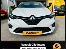 Branco Usado 2022 Renault Clio V Citadino | € 21.900 (Caro)