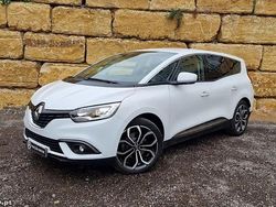 Branco Usado 2019 Renault Grand Scénic IV LIMITED Monovolume | € 21.000 (Preço justo)