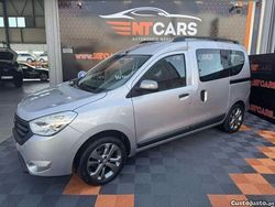 Cinza Usado 2015 Dacia Dokker Essentiel Van | € 12.900