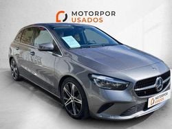 Cinza Usado 2024 Mercedes B180 AMG line Monovolume | € 34.990 (Preço justo)