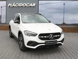 Branco Usado 2020 Mercedes GLA250 Progressive SUV | € 36.800 (Preço elevado)
