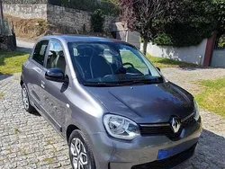 Cinzento Usado 2021 Renault Twingo Citadino | € 13.250 (Preço justo)