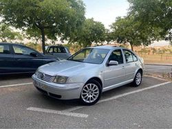 Usado 2001 VW Bora Sedan | € 2.700