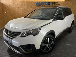 Branco Usado 2018 Peugeot 5008 Monovolume | € 19.500 (Preço justo)