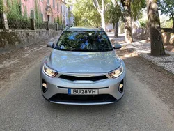 Cinza Novo 2025 Kia Stonic SUV | € 21.340 (Preço elevado)