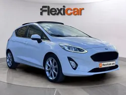 Branco Usado 2017 Ford Fiesta Titanium Citadino | € 13.990 (Preço justo)