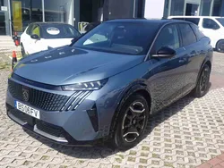 Azul Usado 2025 Peugeot e-3008 GT SUV | € 49.900 (Preço justo)