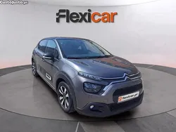 Cinza Usado 2023 Citroën C3 PureTech Citadino | € 16.990 (Preço justo)