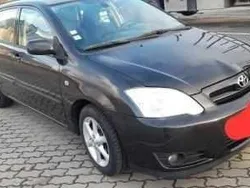 Preto Usado 2005 Toyota Corolla Citadino | € 4.500 (Bom preço)