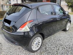 Preto Usado 2015 Lancia Ypsilon Gold Citadino | € 7.500