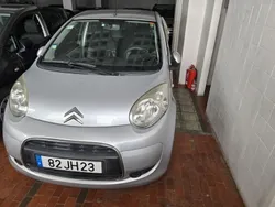 Cinzento Usado 2010 Citroën C1 Citadino | € 6.250 (Preço justo)