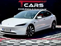 Branco Usado 2023 Tesla Model 3 Long Range Sedan | € 39.900 (Preço justo)