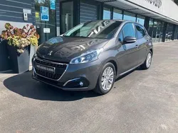 Cinzento Usado 2019 Peugeot 208 Citadino | € 11.500 (Bom preço)
