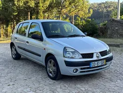 Usado 2001 Renault Clio II Sedan | € 2.000
