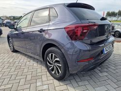 Cinzento Usado 2023 VW Polo | € 19.000 (Preço justo)