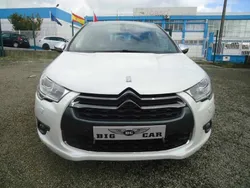 Branco Usado 2011 Citroën DS4 Citadino | € 10.950