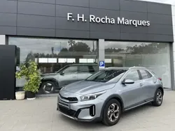 Cinza Usado 2024 Kia XCeed SUV | € 35.750