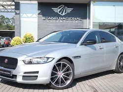 Cinzento Usado 2018 Jaguar XE Prestige Sedan | € 15.500 (Super Preço)