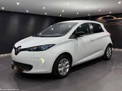 Branco Usado 2015 Renault Zoe Intens Citadino | € 9.290 (Preço justo)