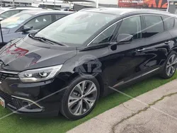 Preto Usado 2017 Renault Grand Scénic IV Luxe Monovolume | € 12.750 (Preço justo)
