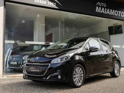 Preto Usado 2018 Peugeot 208 Citadino | € 13.450 (Preço justo)