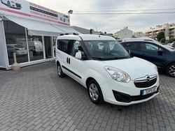 Branco Usado 2015 Opel Combo S Carrinha | € 11.090