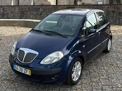 Azul Usado 2004 Lancia Musa Monovolume | € 1.690